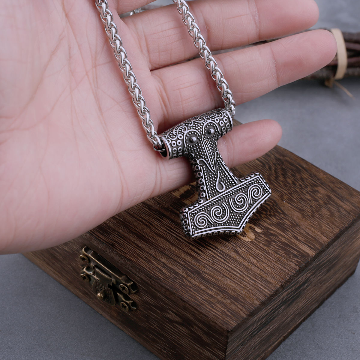 Nordic Viking Thor's Hammer Mj - مراجعة Battle Rope Anchor وسعره