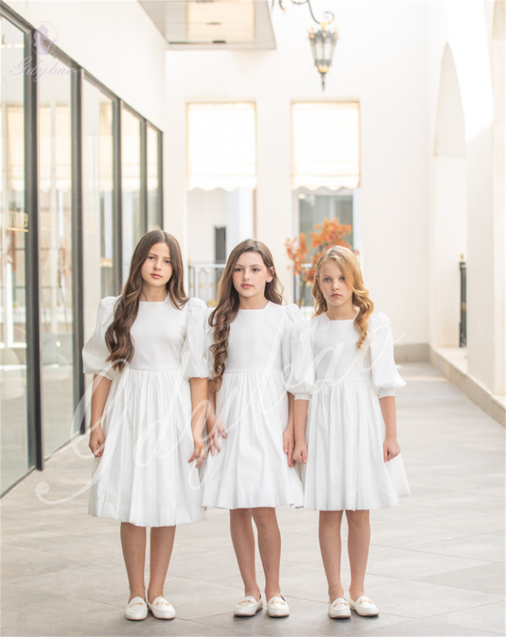 White Square Neckline Satin Gi - مراجعة Crossfit Event وسعره